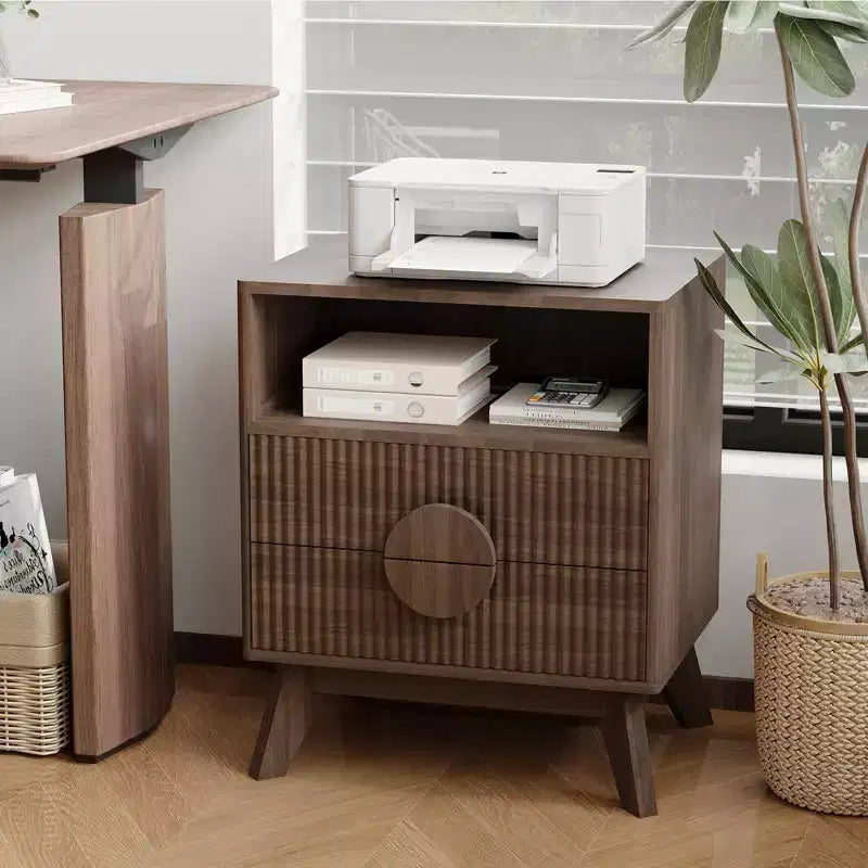 Table de chevet moderne avec finition cannelée