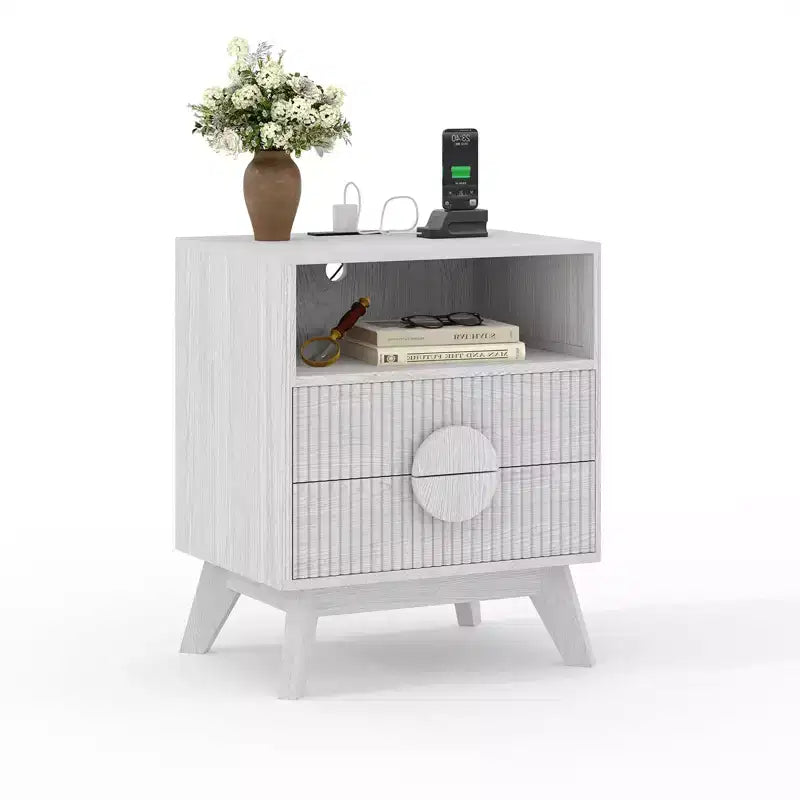 Table de chevet moderne avec finition cannelée