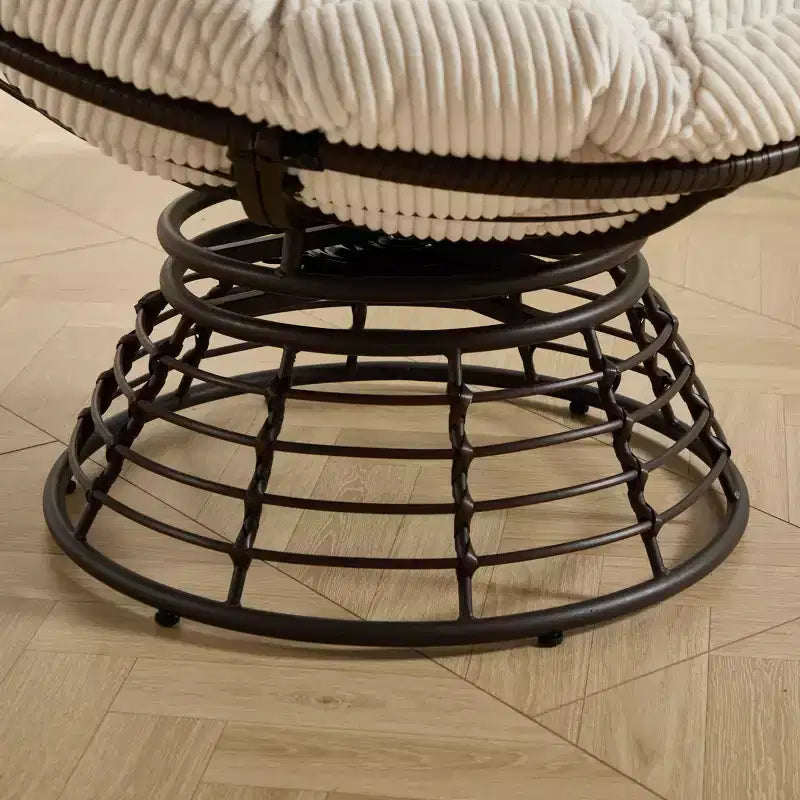 Fauteuil moderne en rotin pivotant à 360°