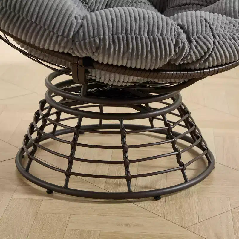 Fauteuil moderne en rotin pivotant à 360°
