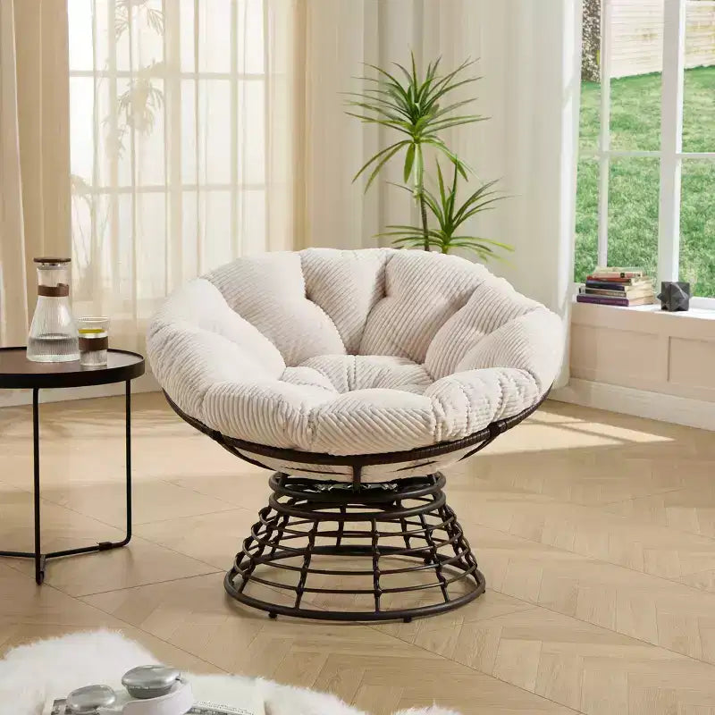 Fauteuil moderne en rotin pivotant à 360°